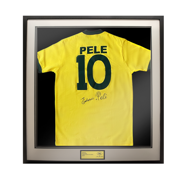 PELE BRAZIL SIGNED COLLECTIBLE