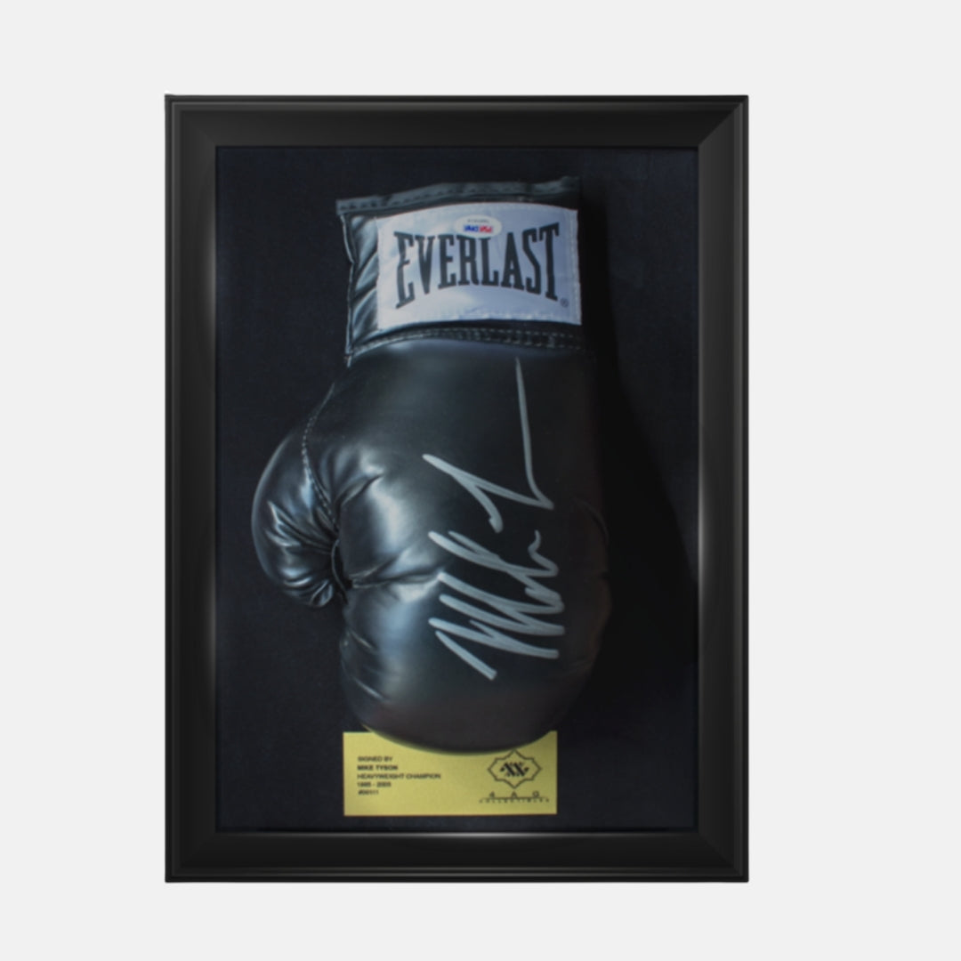 MIKE TYSON I SIGNED COLLECTIBLE