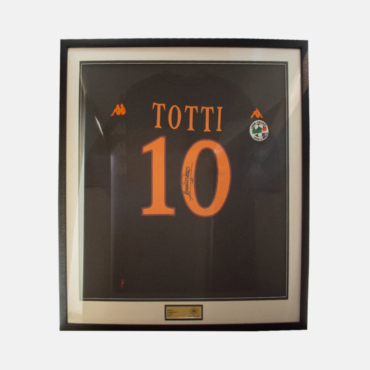 FRANCESCO TOTTI SIGNED COLLECTIBLE