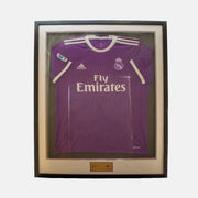 REAL MADRID FC SIGNED COLLECTIBLE